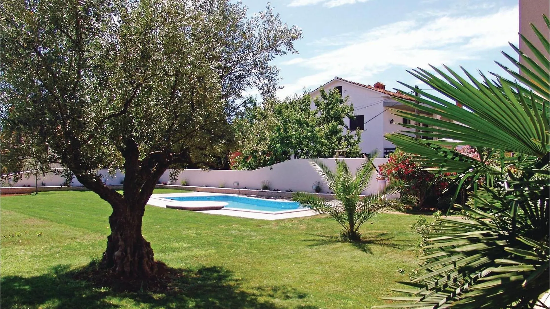 2 Bedroom Awesome Apartment In Novigrad Novigrad (Istria)
