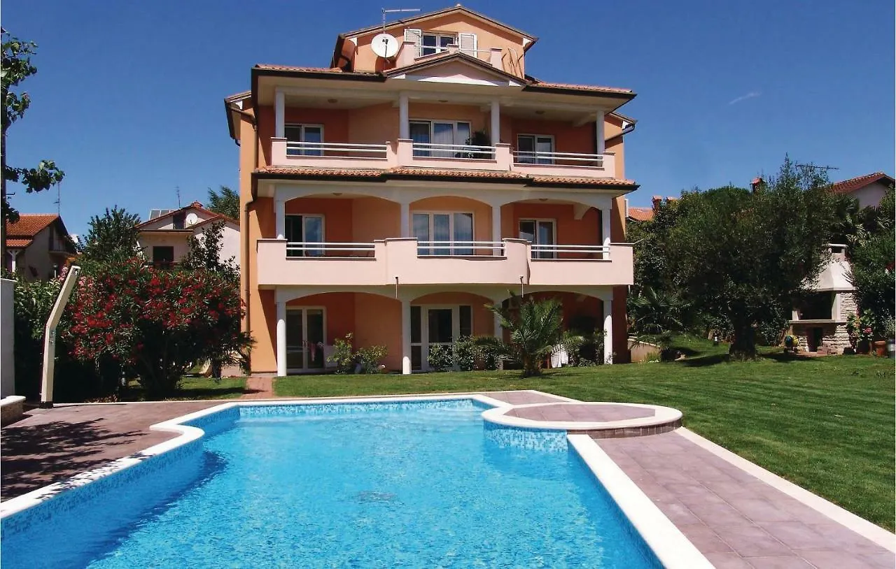 2 Bedroom Awesome Apartment In Novigrad 0*, Novigrad (Istria) Croatia